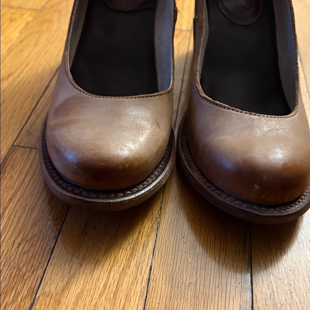 Freebird Randi tan beige antics size 9like new - Picture 7 of 11